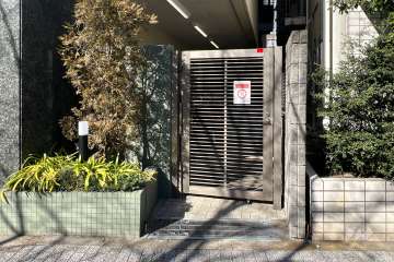 駐輪場の出入り口
