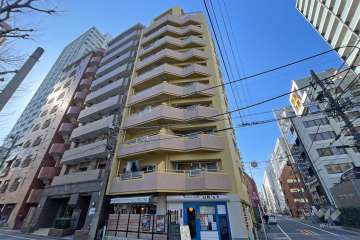 パレドール新宿の外観（北東側から）