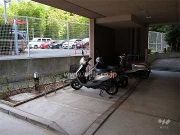 バイク置き場