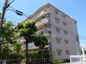 コープ野村伊丹昆陽D棟の外観（南東側から）