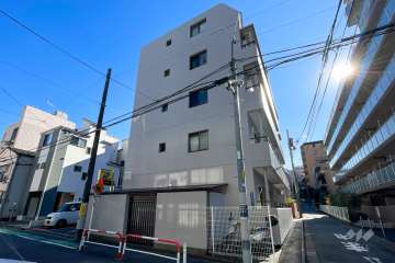 ライオンズマンション神楽坂第2の外観（北西側から）