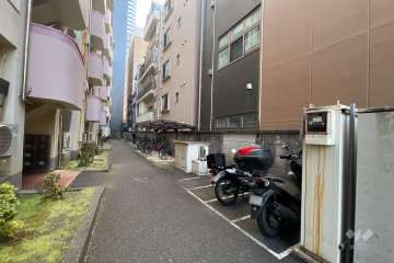 駐輪場とバイク置場