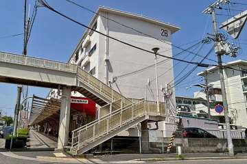 杭瀬第八団地28号棟の外観（南西側から）