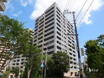 パークスクエア宝塚リバータワーの外観（南東側から）