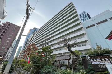 アルテール新宿の外観（北東側から）