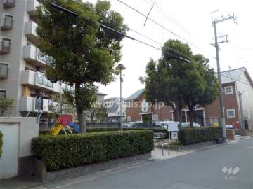 敷地に隣接する公園