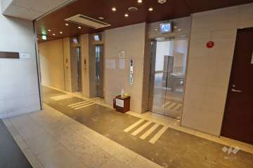 共用のエレベーター