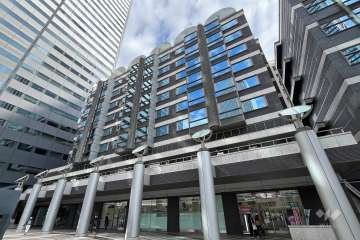 新宿アイランドレジデンスの外観（南東側から）