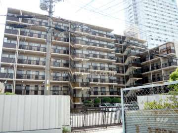 コープ野村尼崎2号棟の外観（北側から）