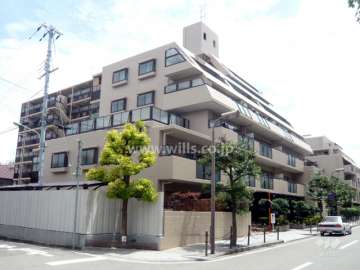 コープ野村尼崎2号棟の外観（北西側から）