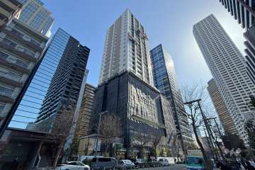 ＮＹＴアトラスタワー西新宿の外観（北側から）