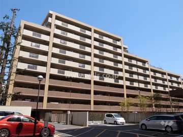 塚口ガーデンズマーク（北棟）の外観（南西側から）