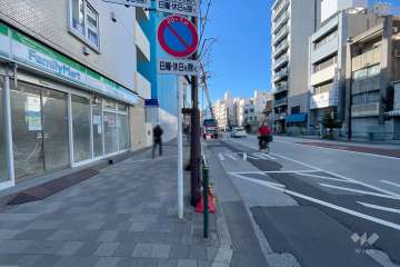 敷地北側の前面道路