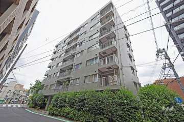 フォレステージ西早稲田の外観（南西側から）