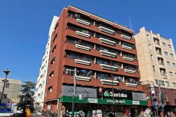 ウェスト早稲田マンションの外観（南西側から）