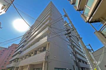 アーバンヒルズ早稲田の外観（東側から）