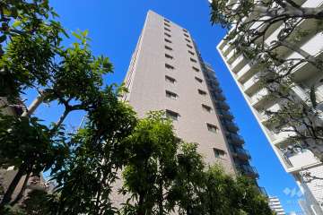 ライオンズマンション西早稲田シティの外観（南東側から）