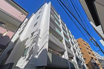 ベリスタ早稲田の外観（南西側から）