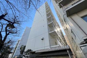 カーネ西早稲田の外観（北側から）