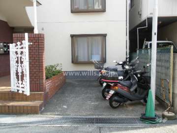 バイク置き場