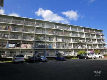 厚生年金小中島団地3号棟の外観（東側から）