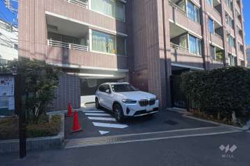 敷地内駐車場（屋外平面式）
