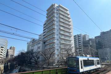 ニューライフ西早稲田の外観（北西側から）