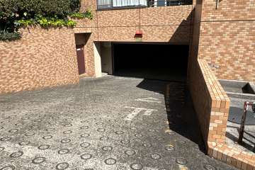 駐車場の出入り口