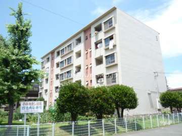 東園田団地5号棟