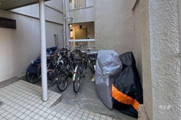 駐輪場