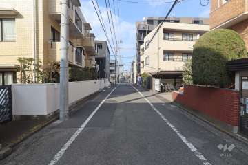 敷地東側の前面道路　