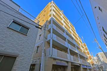 メトロハイツ西落合の外観（北東側から）