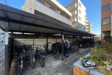駐輪場（屋根付き）