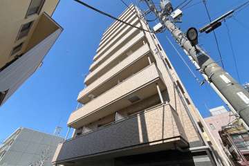 ミリオンガーデン早稲田の外観（南東側から）