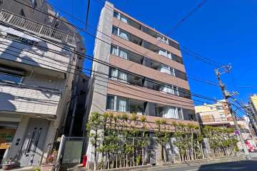 レジデンシャルスター早稲田UBの外観（南側から）