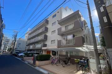 早稲田鶴巻マンションの外観（北西側から）