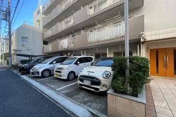 敷地内駐車場（屋外平面式）