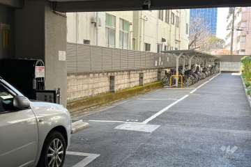 敷地内駐車場（屋外平面式）