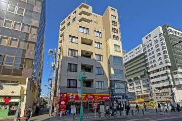 アルカーデンシティリンクス新宿の外観（南西側から）