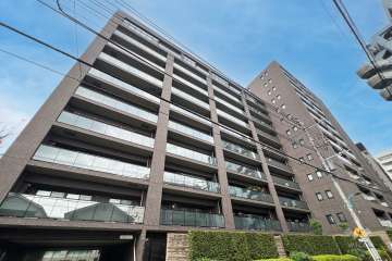 ウエリス新宿早稲田の森の外観（南西側から）