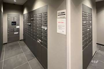 宅配ボックスと共用ポスト