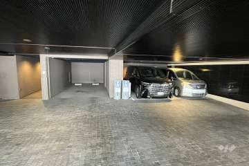 敷地内駐車場（屋内平面式）