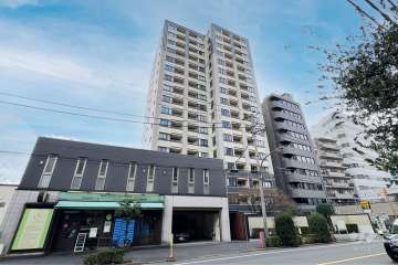 ルネ神楽坂の外観（北東側から）