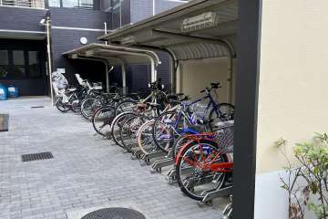 駐輪場（屋根付き）