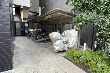 駐輪場・バイク置場（屋根付き）