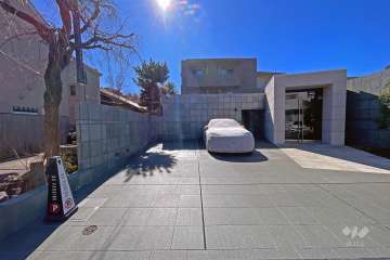 エントランスアプローチ