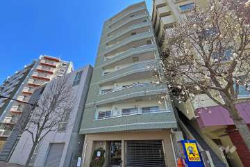 中銀落合マンションの外観（西側から）