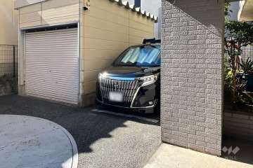 敷地内駐車場（屋外平面式）