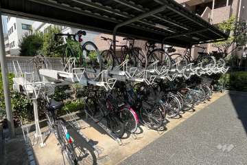 駐輪場（屋根付き）