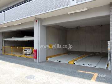 敷地内駐車場（屋内機械式）